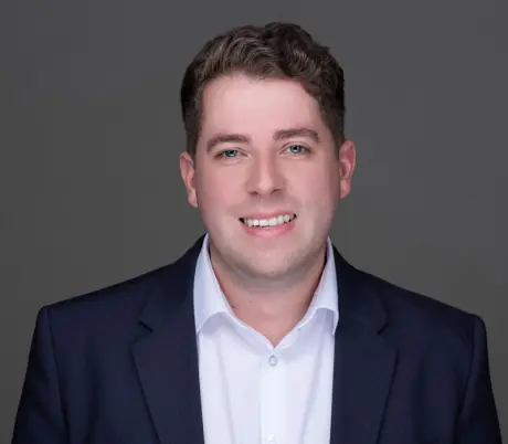 Dominic Owens, Insurance Advisor